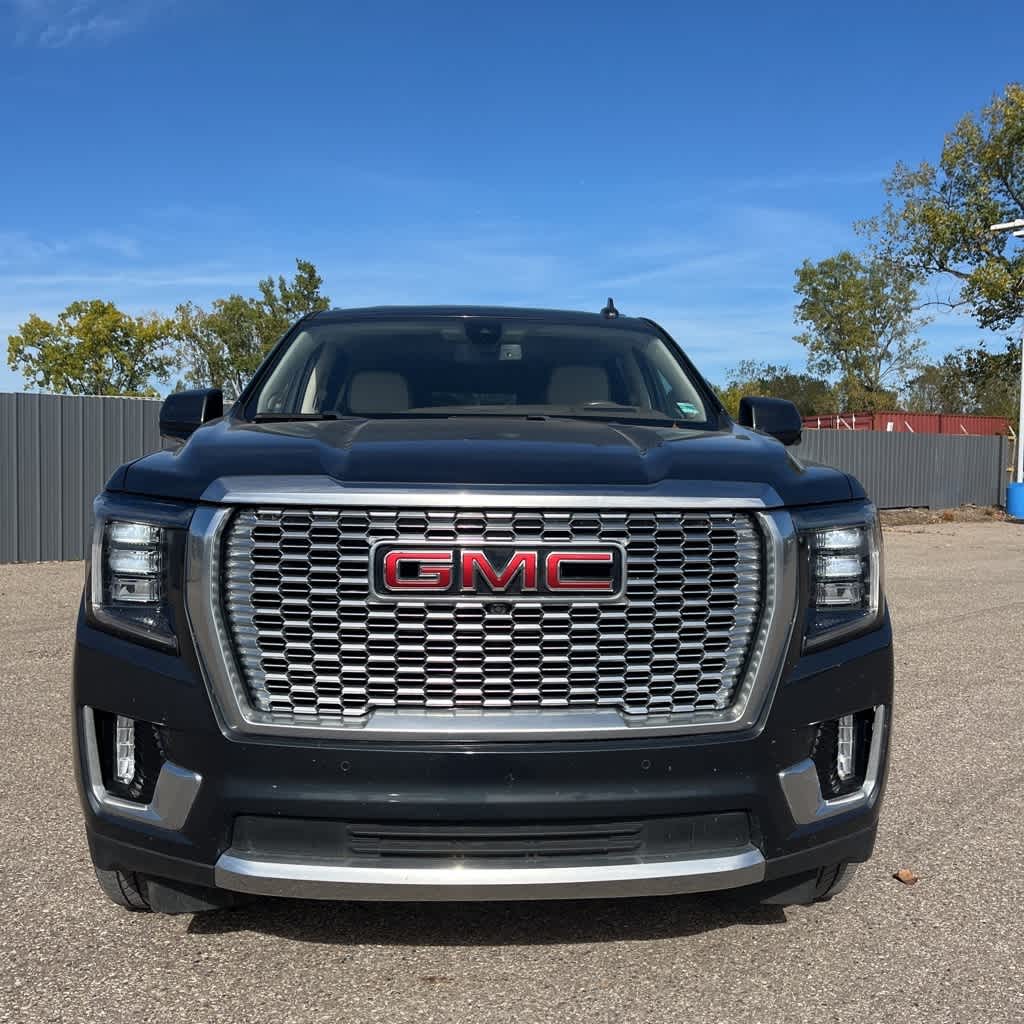 Thumbnail: 2022 GMC Yukon XL - 4