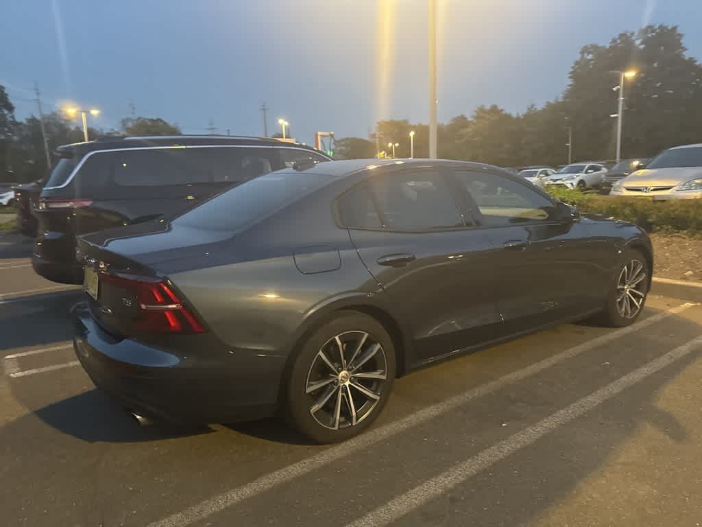 Thumbnail: 2021 Volvo S60 - 6
