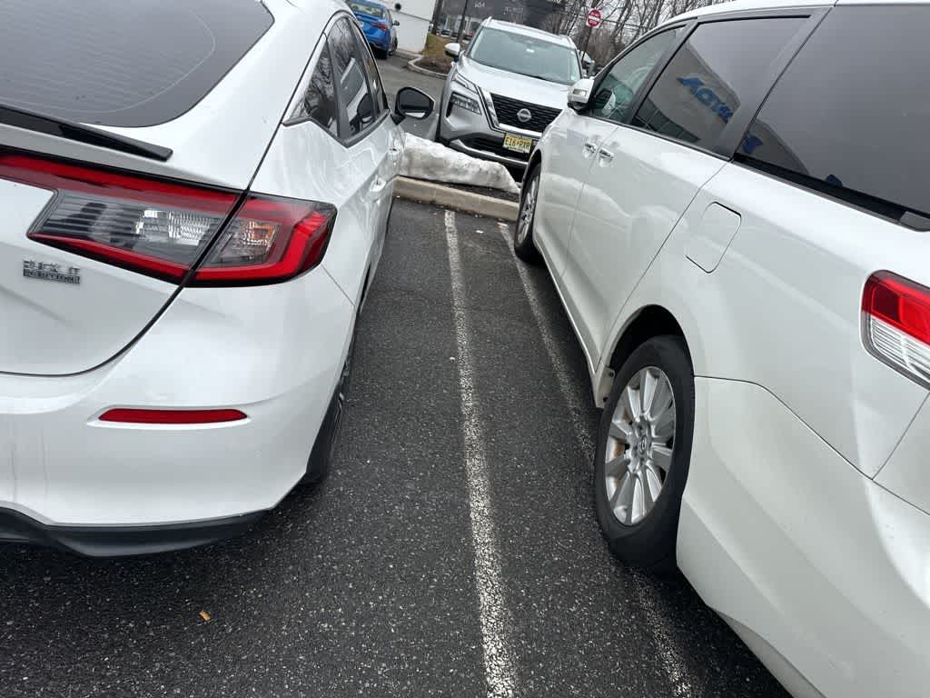 Thumbnail: 2023 Honda Civic - 18