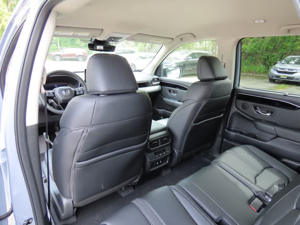 Thumbnail: 2026 Honda Pilot - 16