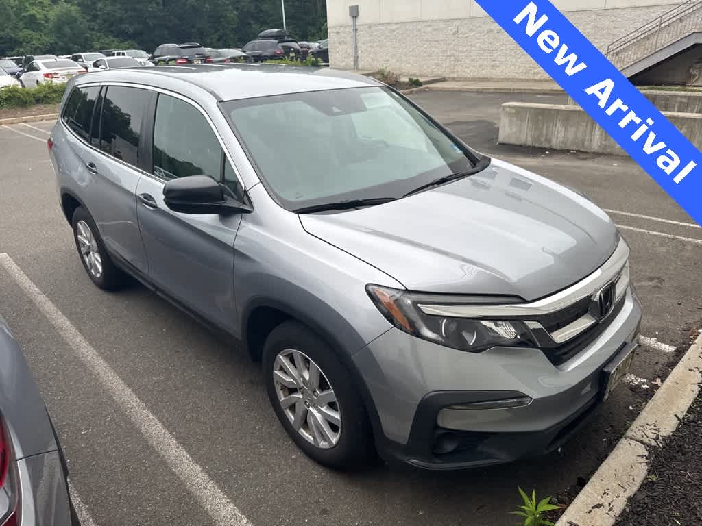 2020 Honda Pilot LX Hero Image