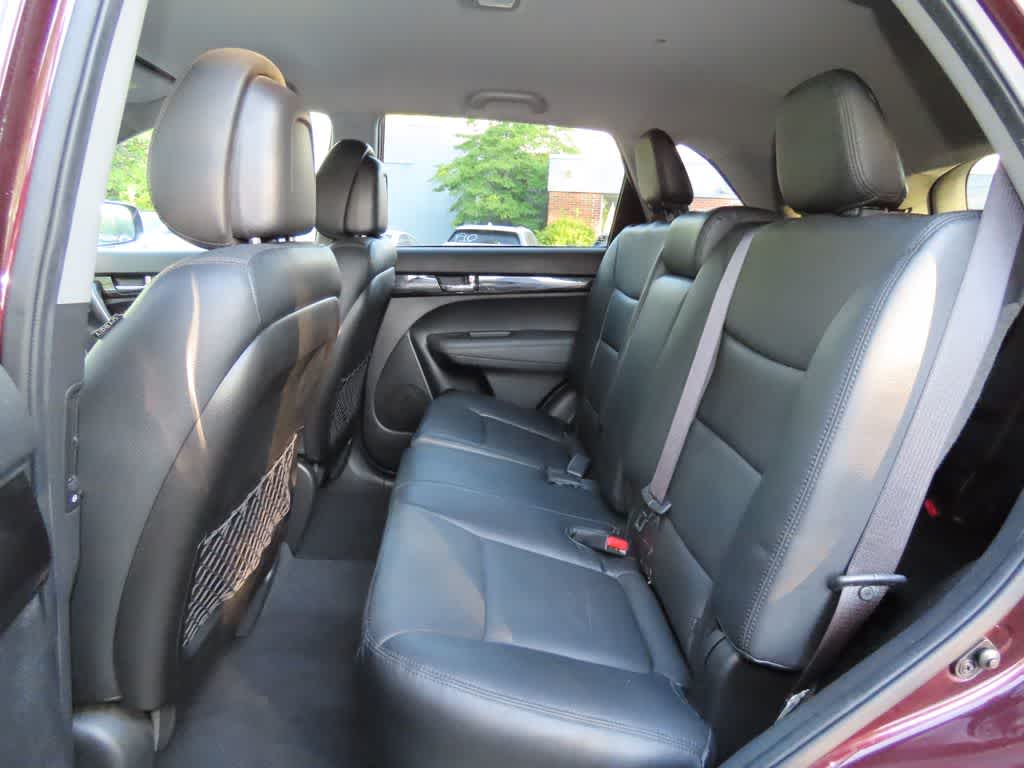 Thumbnail: 2013 Kia Sorento - 14