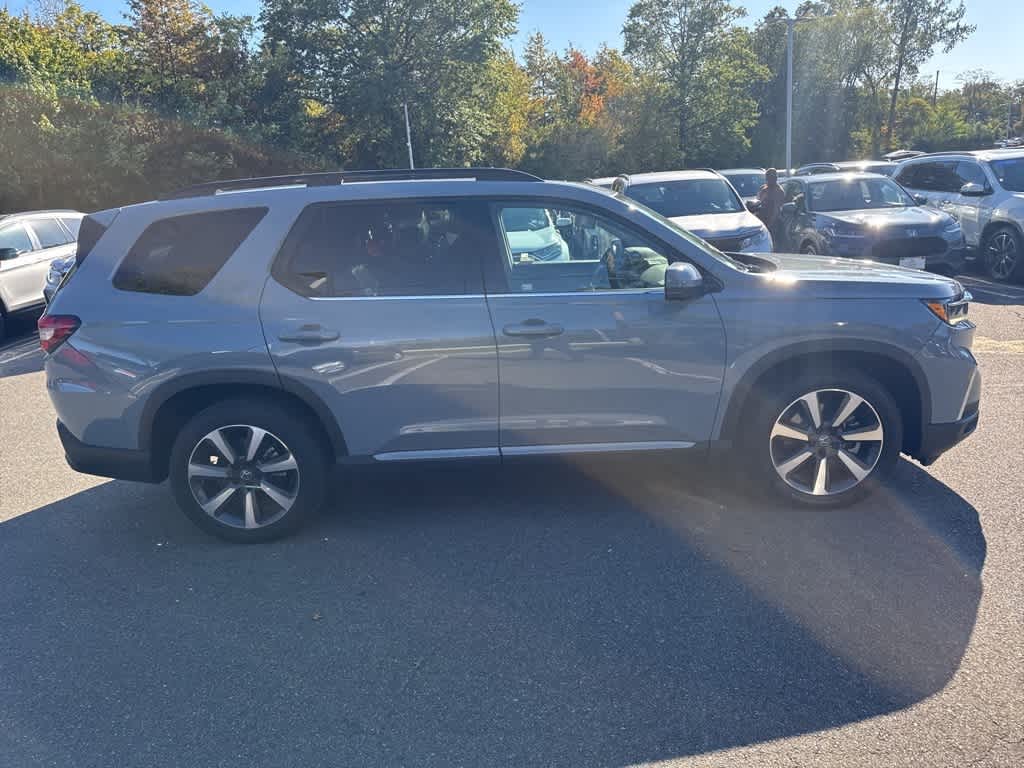 Thumbnail: 2023 Honda Pilot - 5