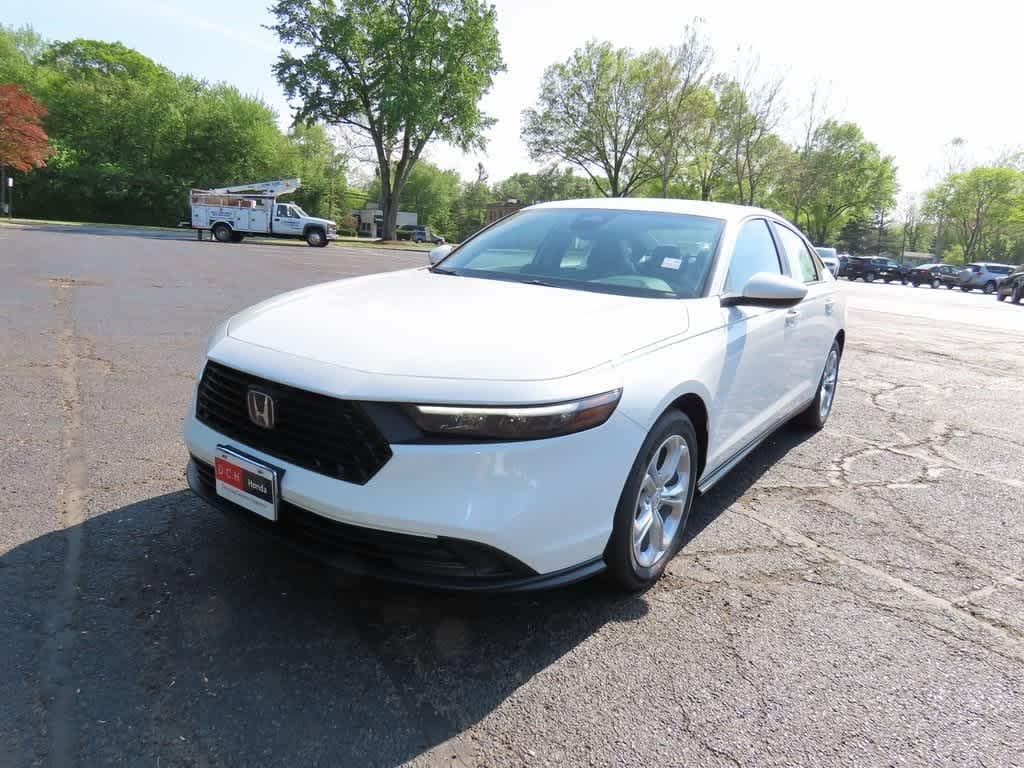 New 2025 Honda Accord LX Sedan