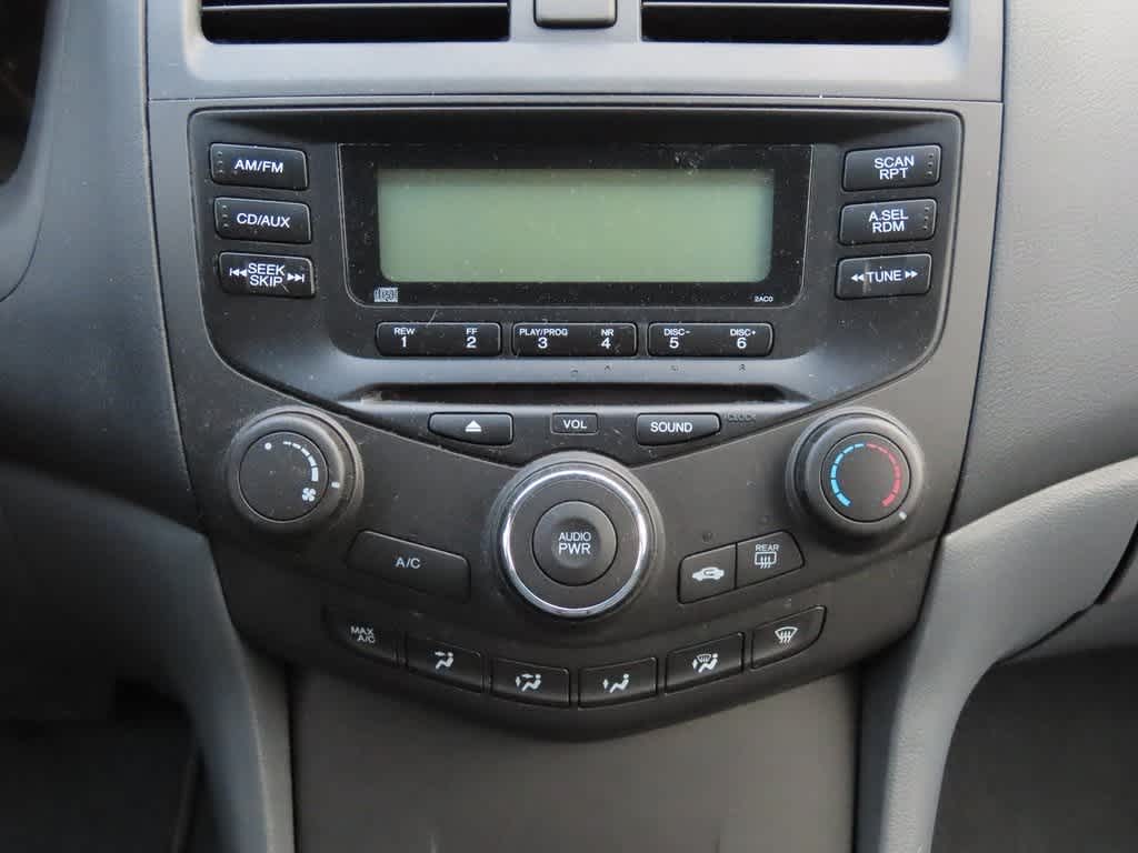 Thumbnail: 2003 Honda Accord - 20