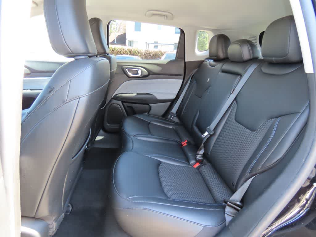 Thumbnail: 2022 Jeep Compass - 15