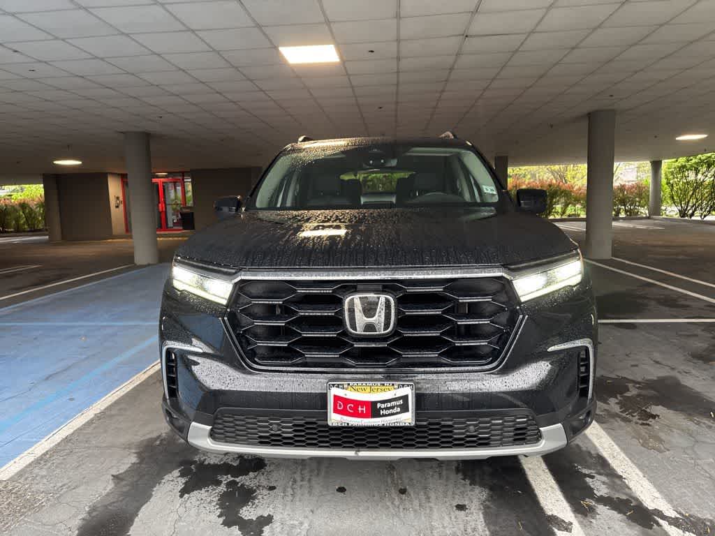Thumbnail: 2023 Honda Pilot - 8