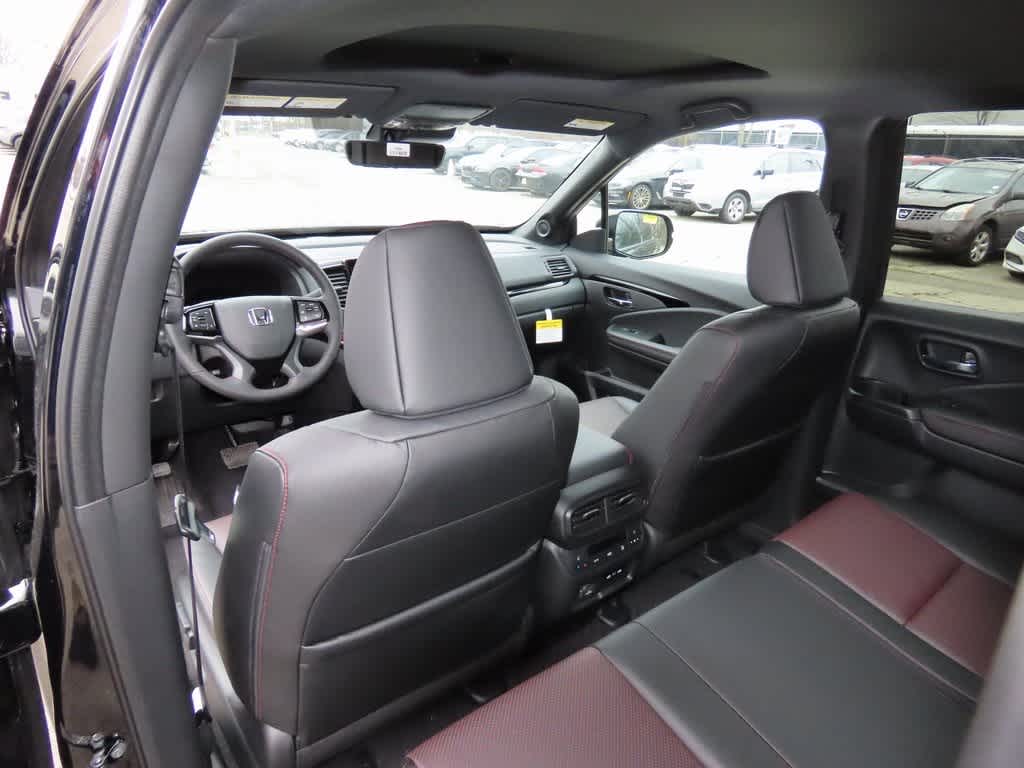2025 Honda Ridgeline Black Edition 14