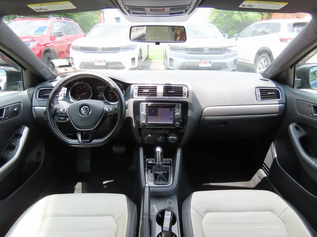 Thumbnail: 2016 Volkswagen Jetta - 18