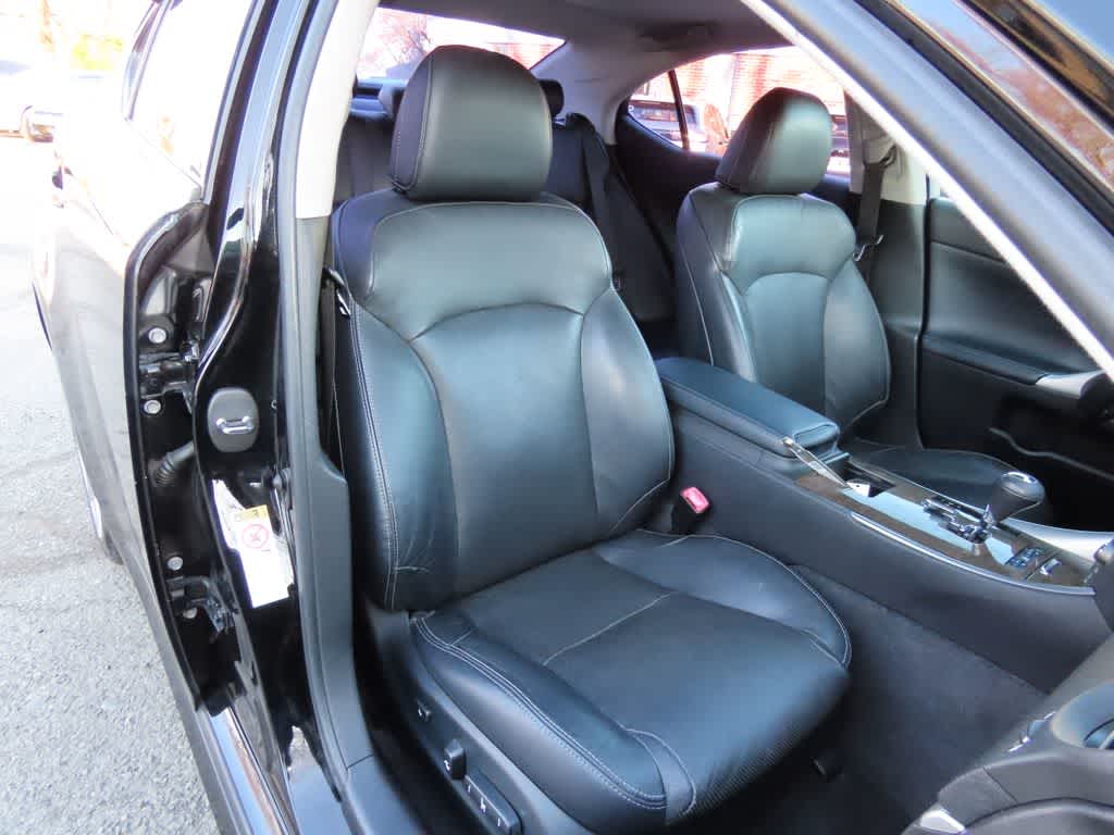 Thumbnail: 2012 Lexus IS - 14