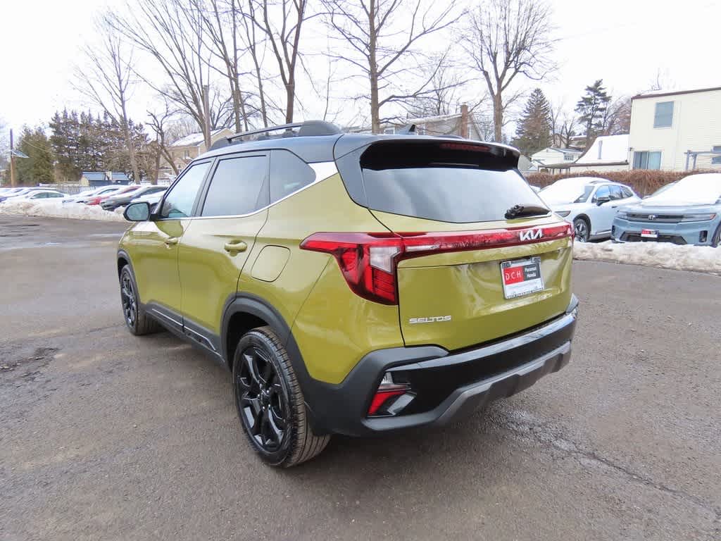 Thumbnail: 2024 Kia Seltos - 4