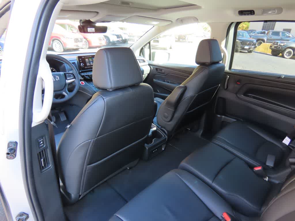 Thumbnail: 2026 Honda Odyssey - 15