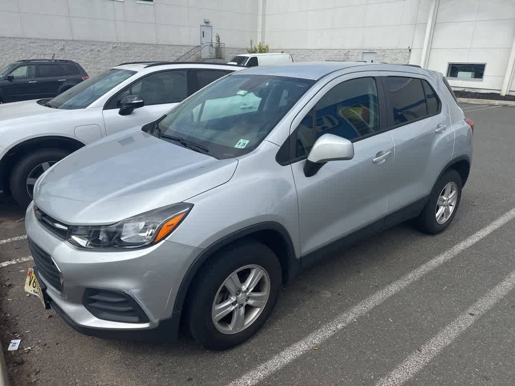 Thumbnail: 2020 Chevrolet Trax - 4