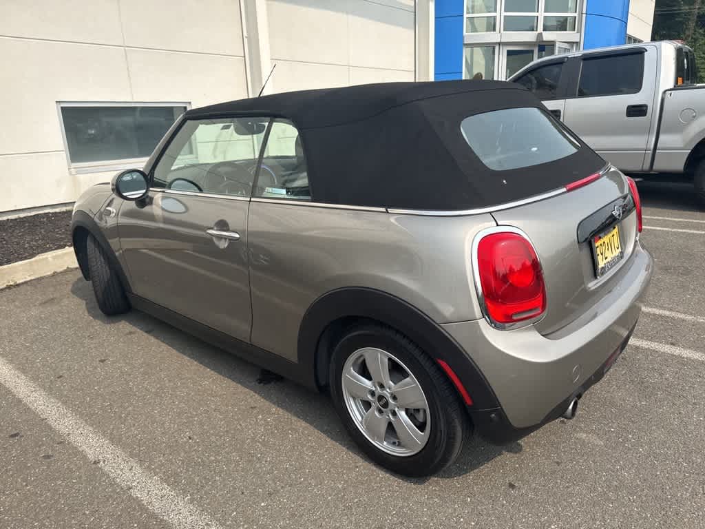 Thumbnail: 2016 MINI Cooper Convertible - 7