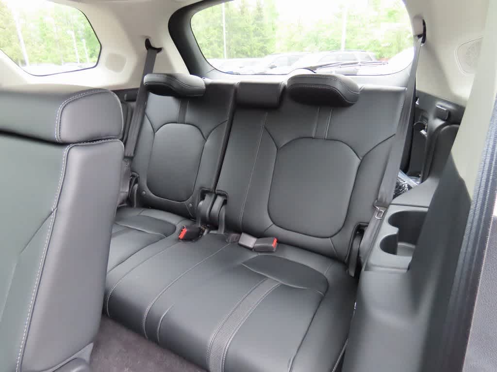 2025 Honda Pilot Touring 14