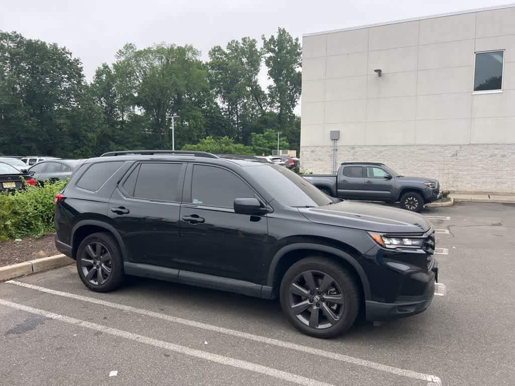 Thumbnail: 2024 Honda Pilot - 2