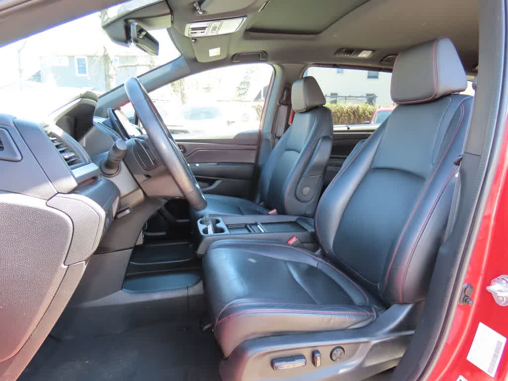 Thumbnail: 2023 Honda Odyssey - 13