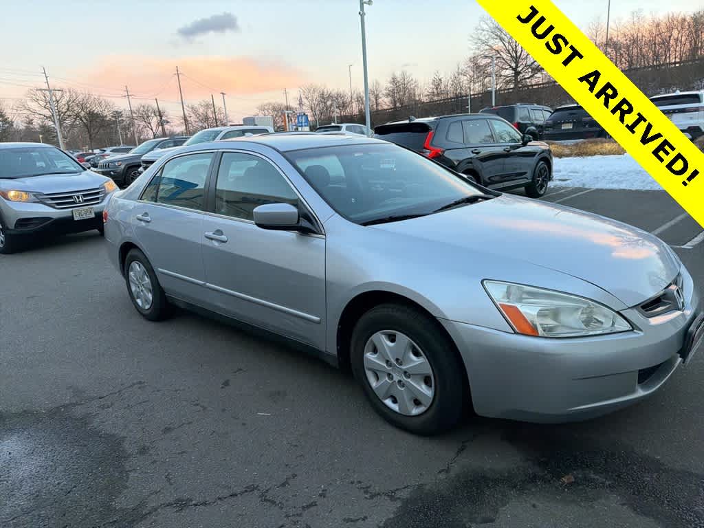 Thumbnail: 2004 Honda Accord - 21