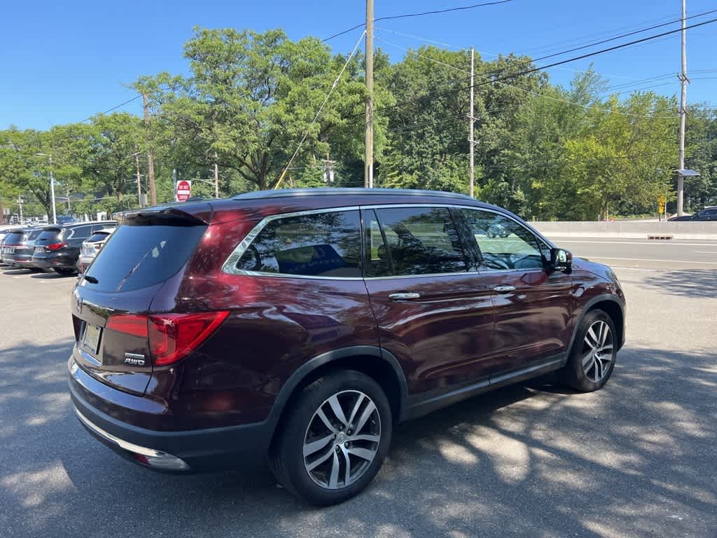 Thumbnail: 2016 Honda Pilot - 8