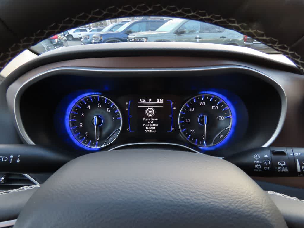 Thumbnail: 2023 Chrysler Voyager - 22