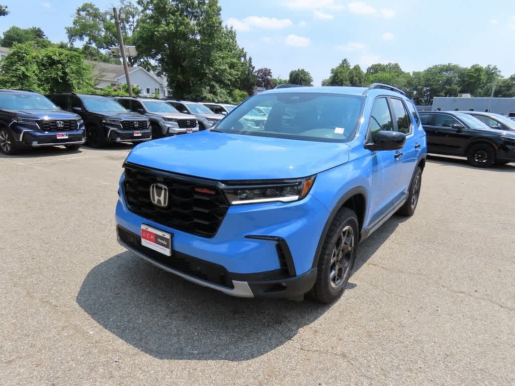 2025 Honda Pilot TrailSport -
                Paramus, NJ