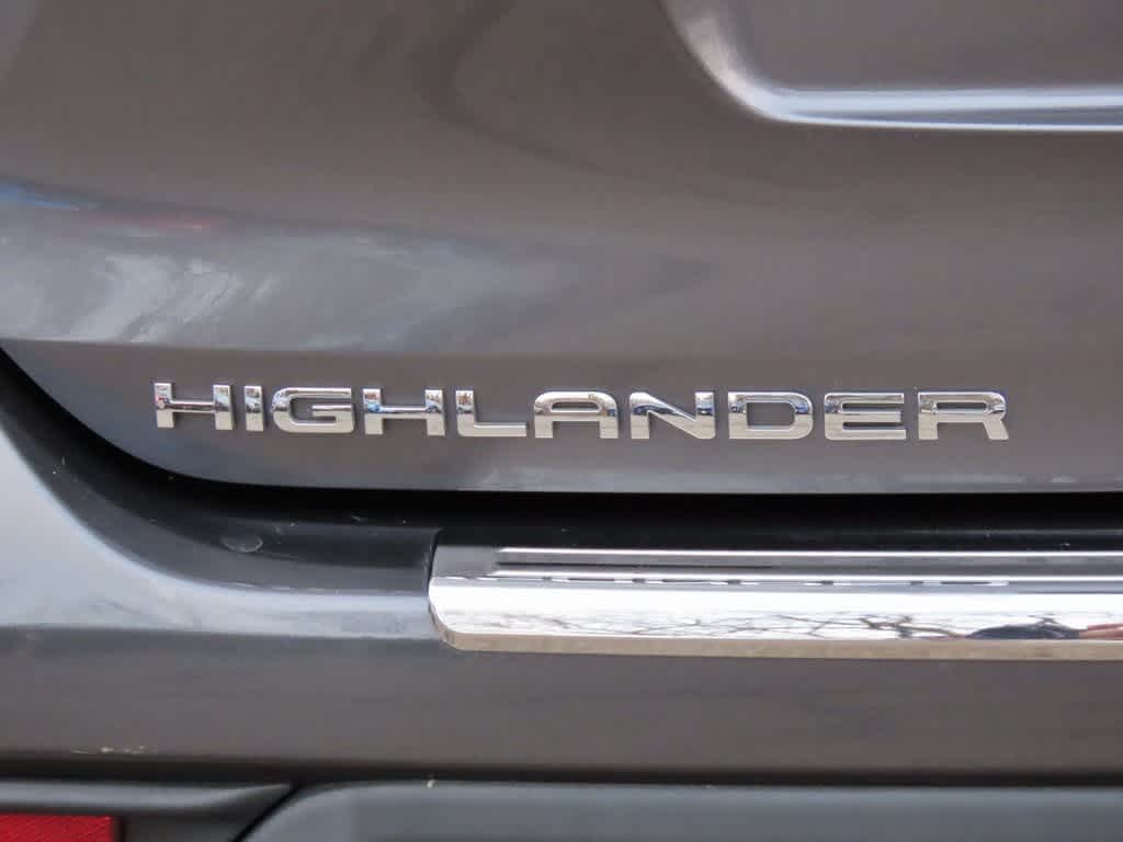 Thumbnail: 2020 Toyota Highlander - 7