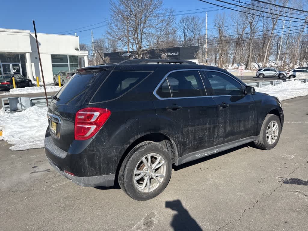 Thumbnail: 2017 Chevrolet Equinox - 9