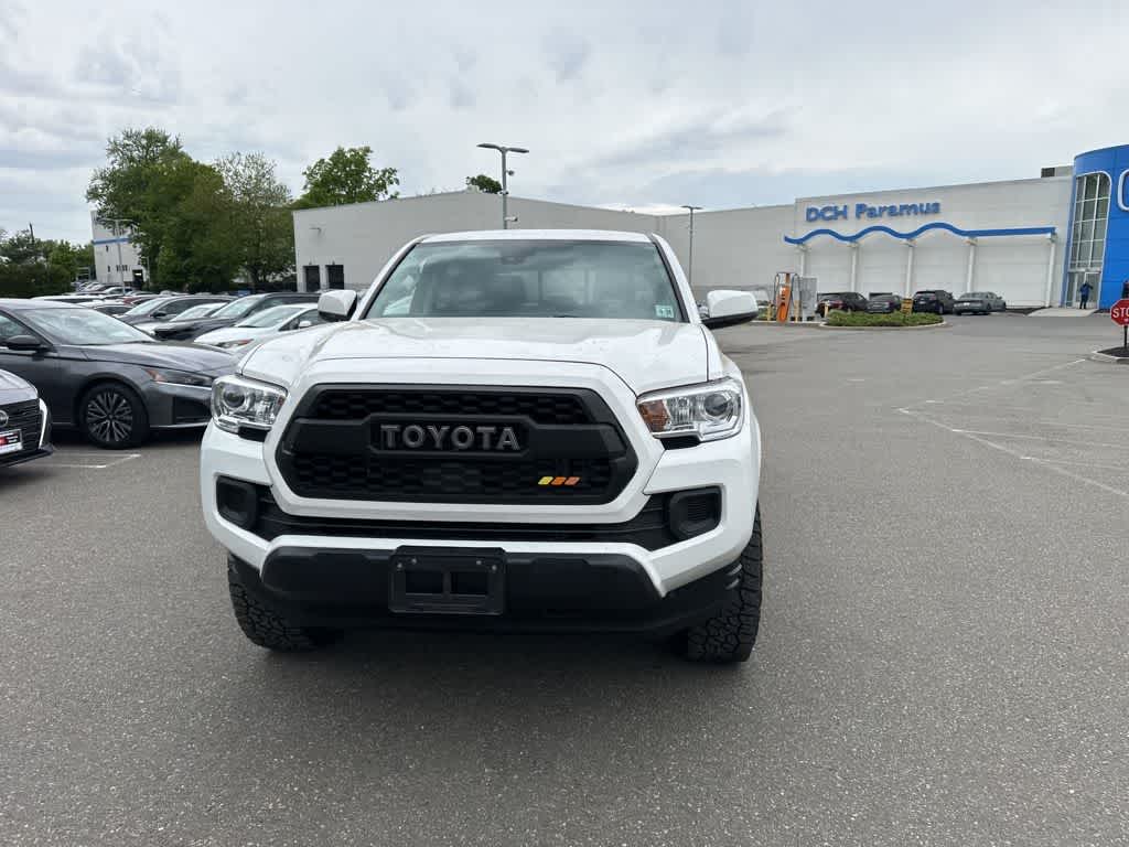 Thumbnail: 2023 Toyota Tacoma - 4