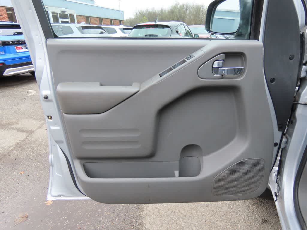 Thumbnail: 2019 Nissan Frontier - 16