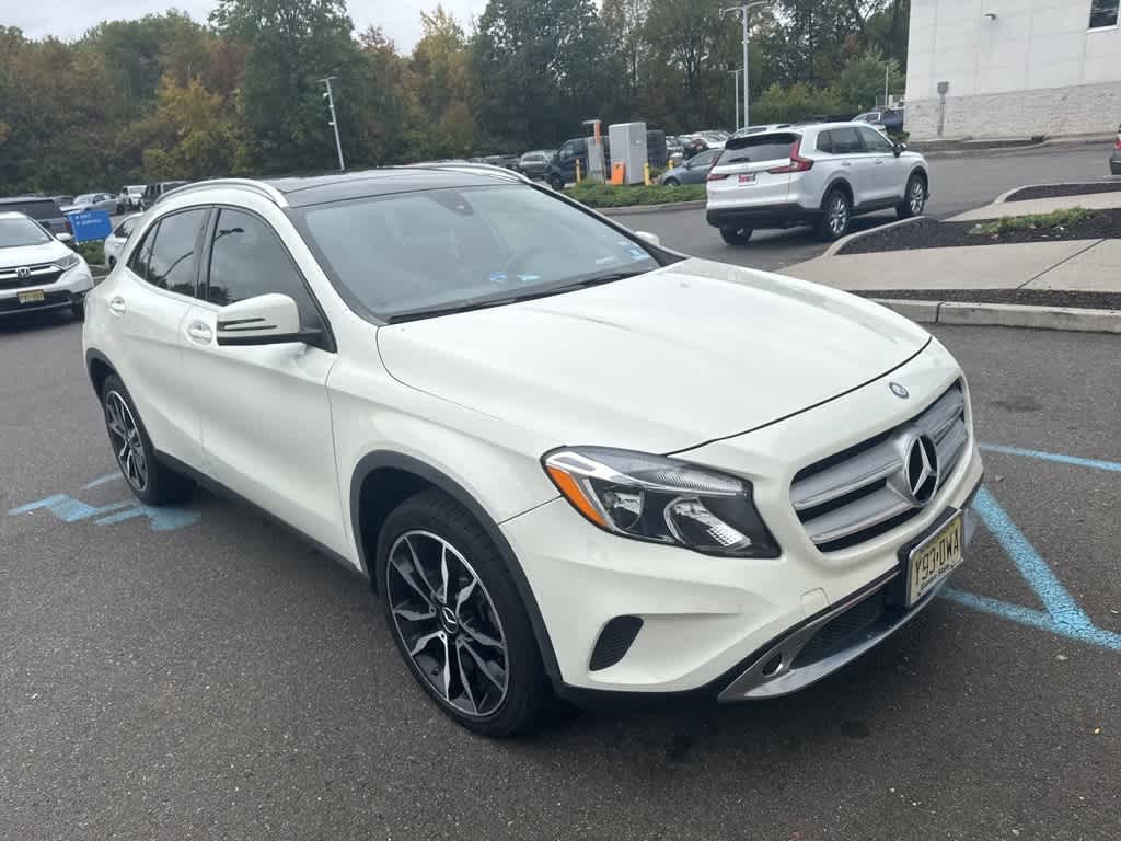 Thumbnail: 2016 Mercedes-Benz GLA - 5