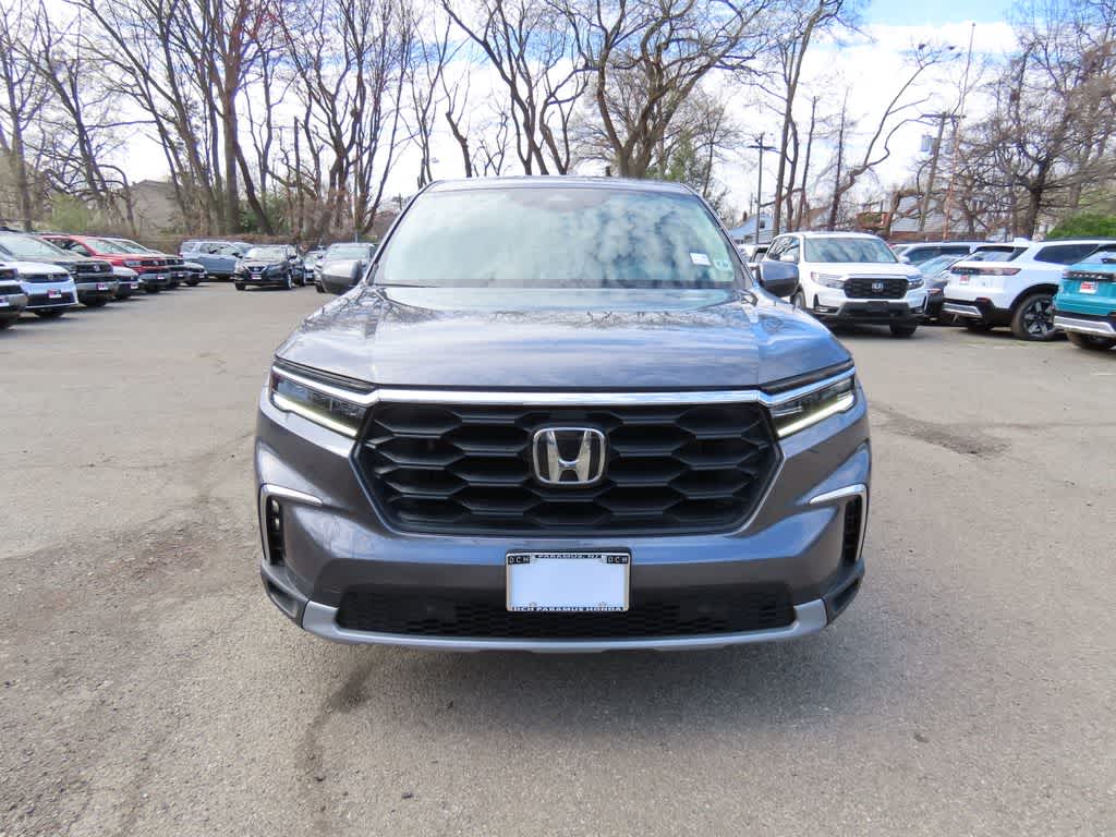 Thumbnail: 2023 Honda Pilot - 6