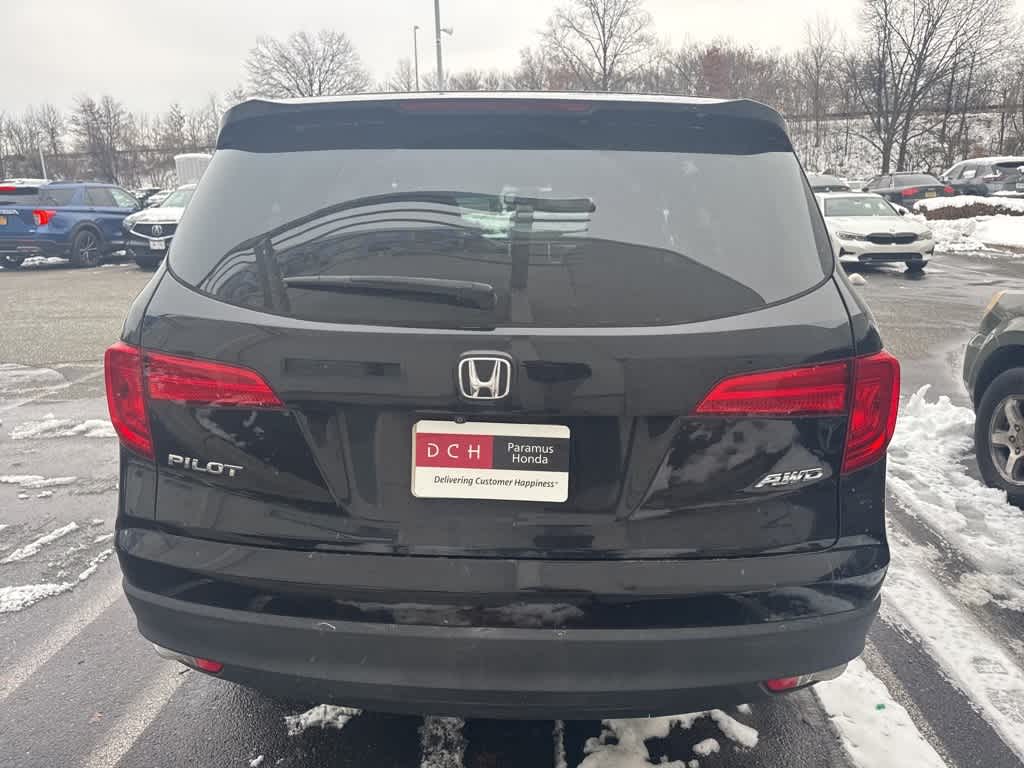 Thumbnail: 2018 Honda Pilot - 12