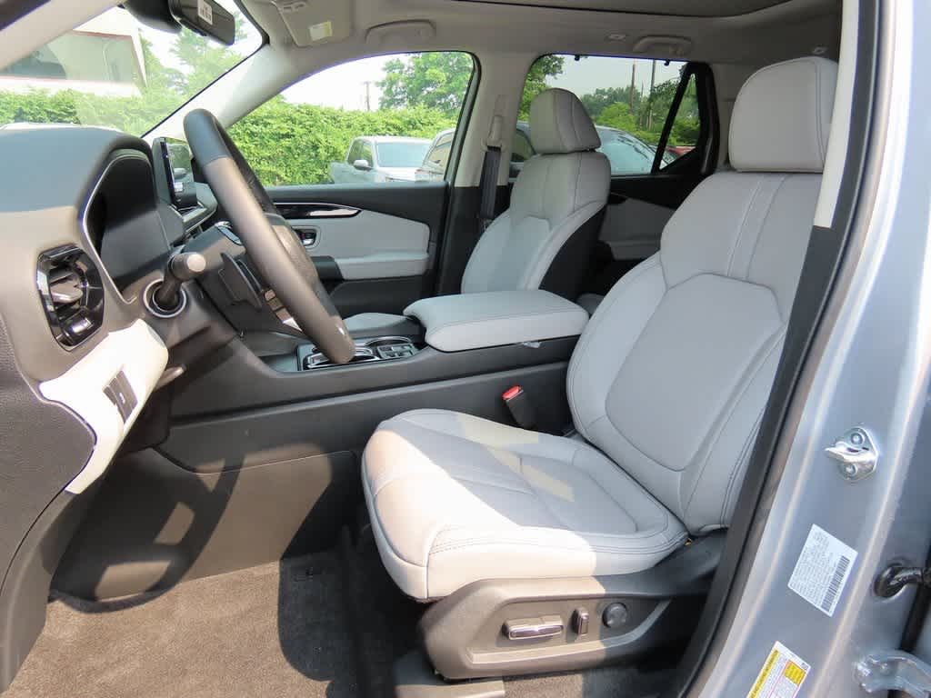 2025 Honda Pilot Touring 12