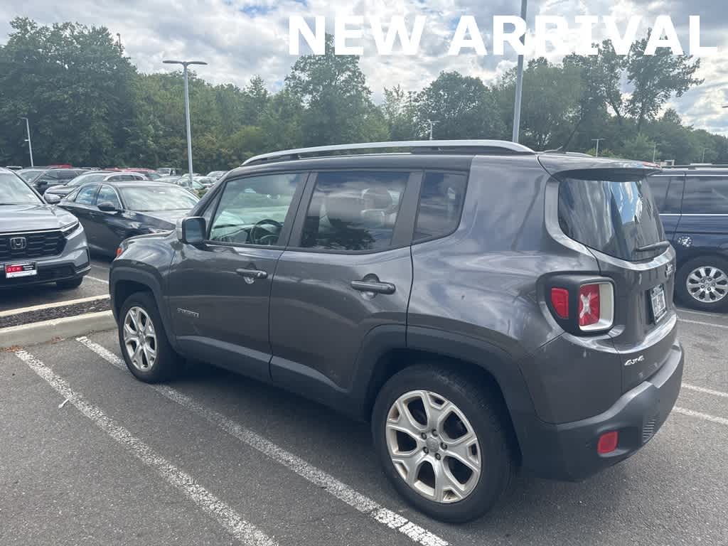 Thumbnail: 2016 Jeep Renegade - 7