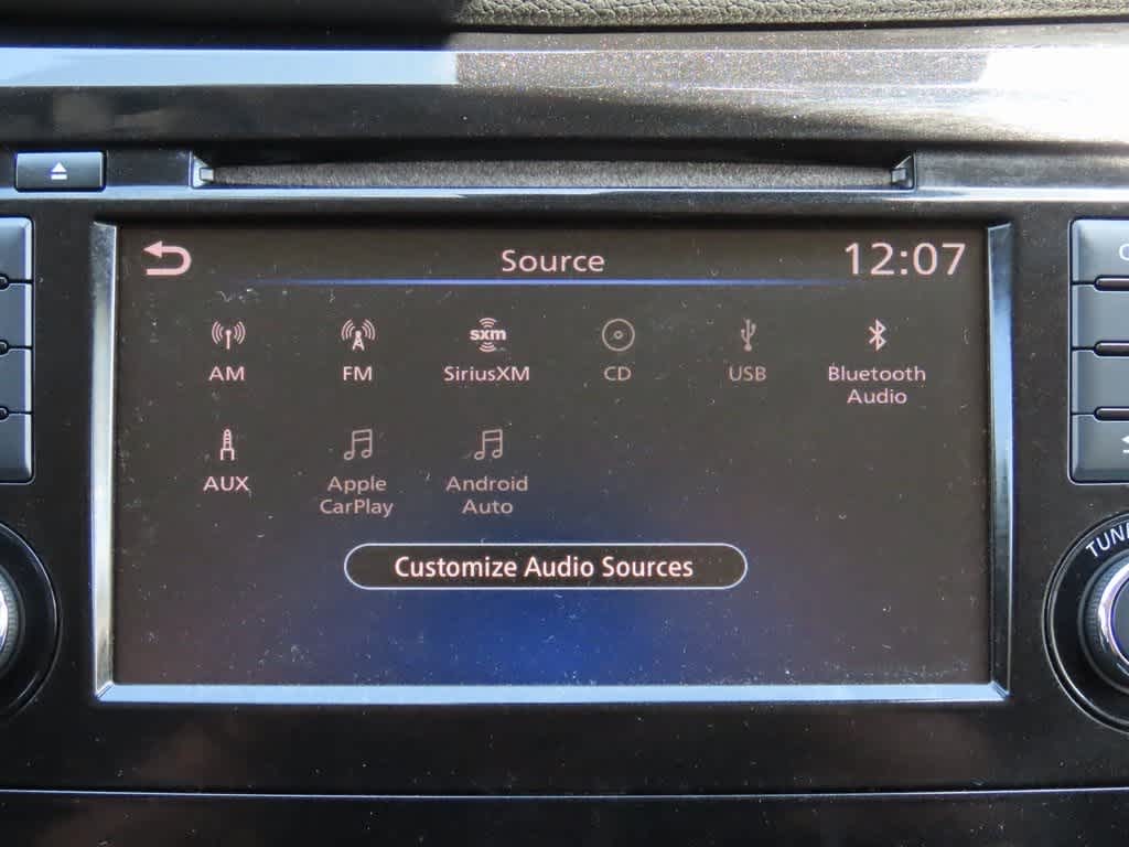 Thumbnail: 2021 Nissan Rogue Sport - 18