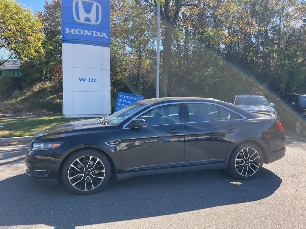 Thumbnail: 2018 Ford Taurus - 21