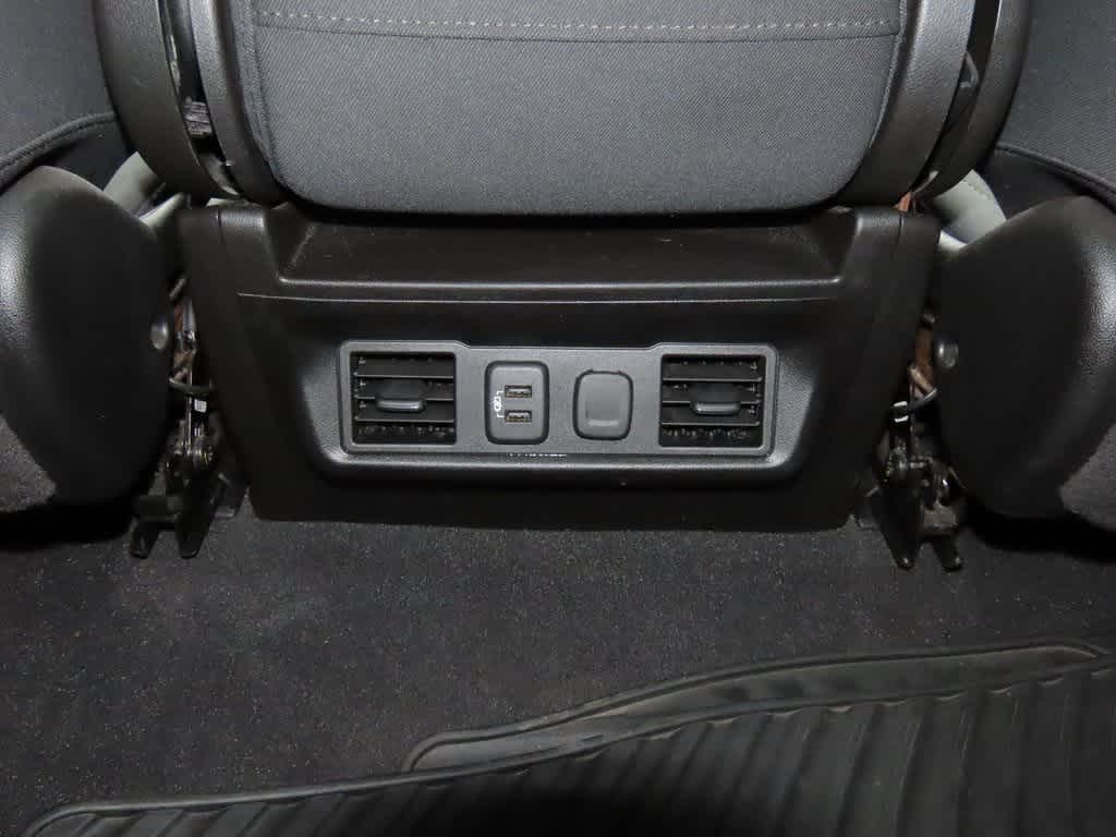 Thumbnail: 2020 Chevrolet Silverado 1500 - 26