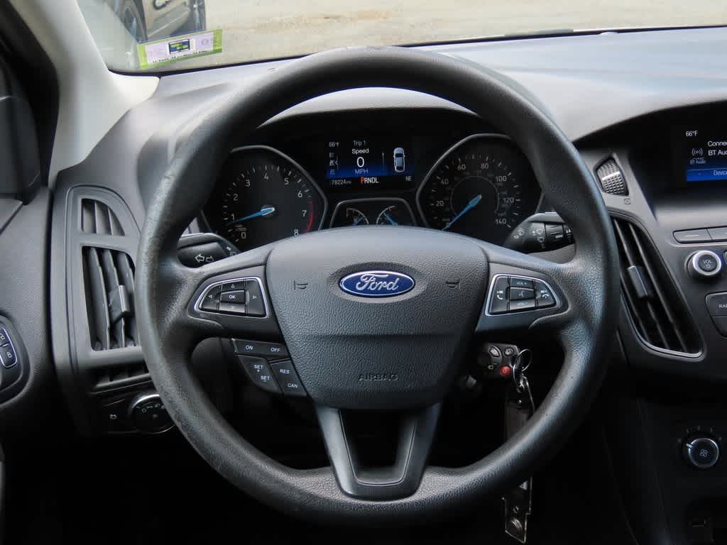 Thumbnail: 2018 Ford Focus - 18