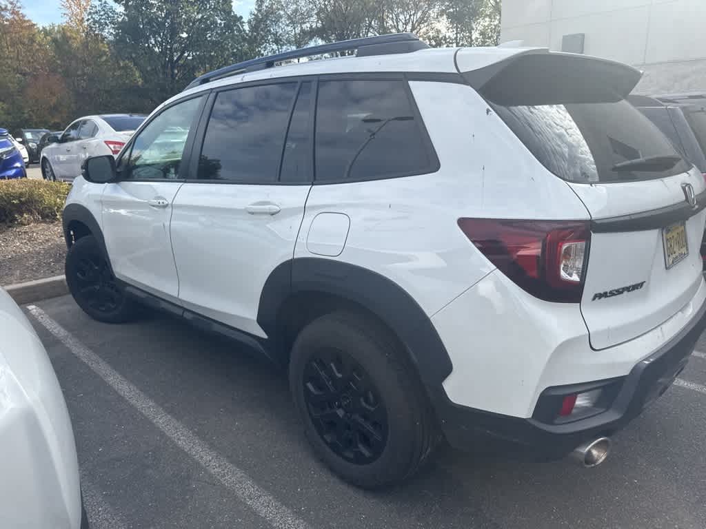 Thumbnail: 2022 Honda Passport - 5