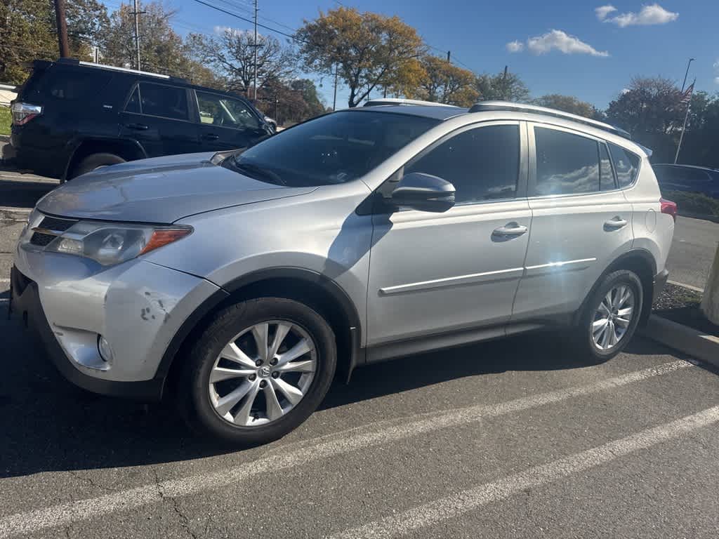 Thumbnail: 2015 Toyota RAV4 - 3