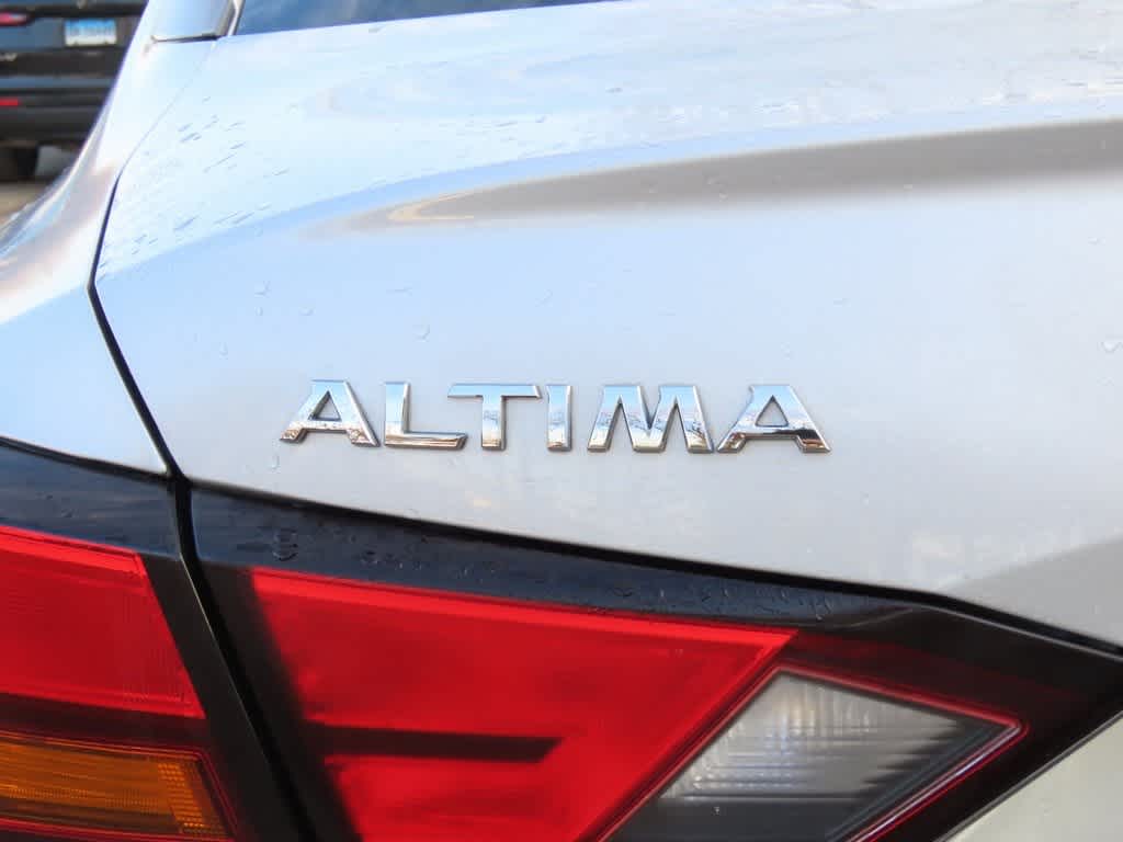 Thumbnail: 2022 Nissan Altima - 7