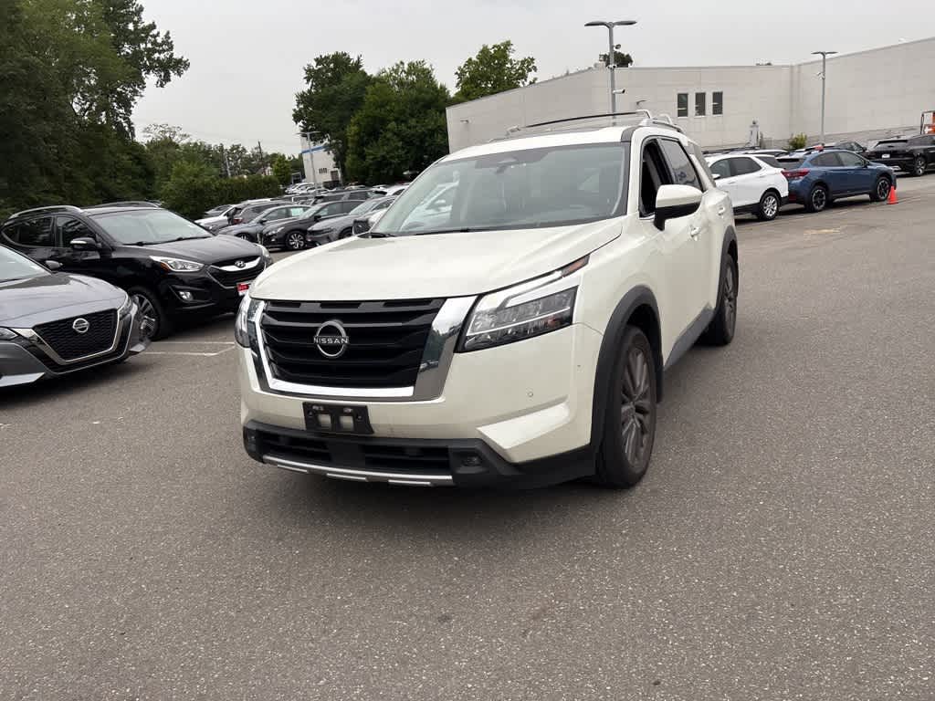 Thumbnail: 2023 Nissan Pathfinder - 5