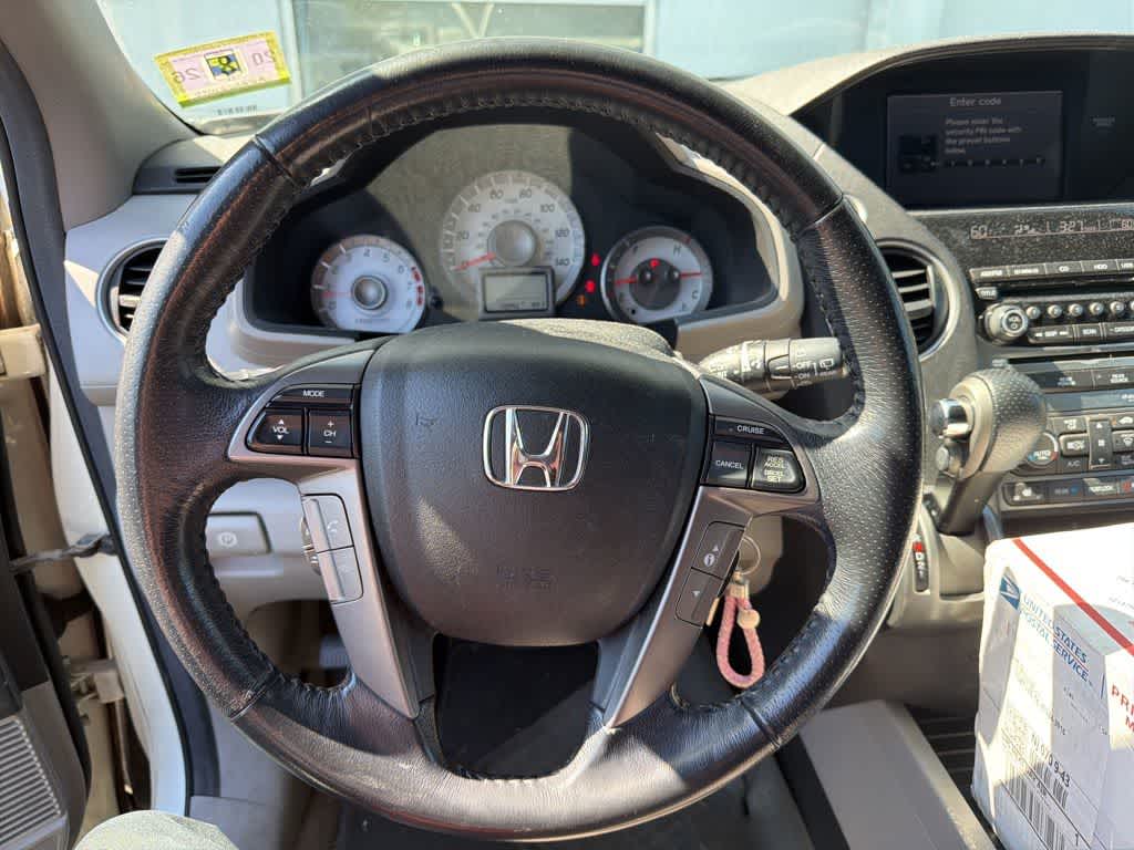 Thumbnail: 2013 Honda Pilot - 22
