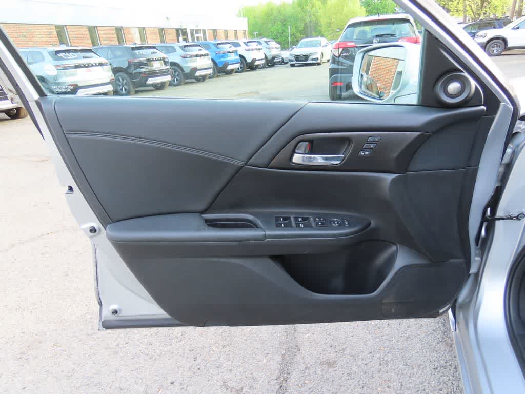 Thumbnail: 2013 Honda Accord - 14