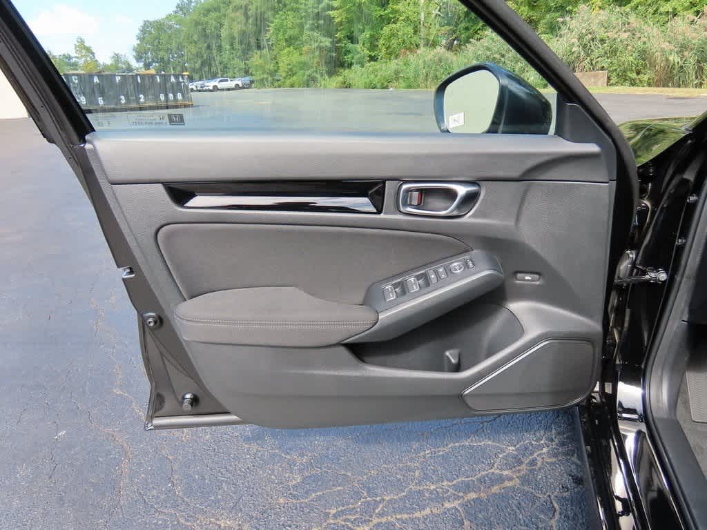 2025 Honda Civic Sport 16