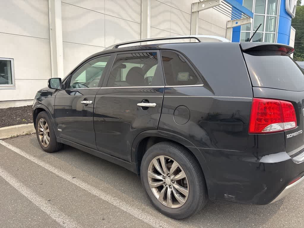 Thumbnail: 2013 Kia Sorento - 9