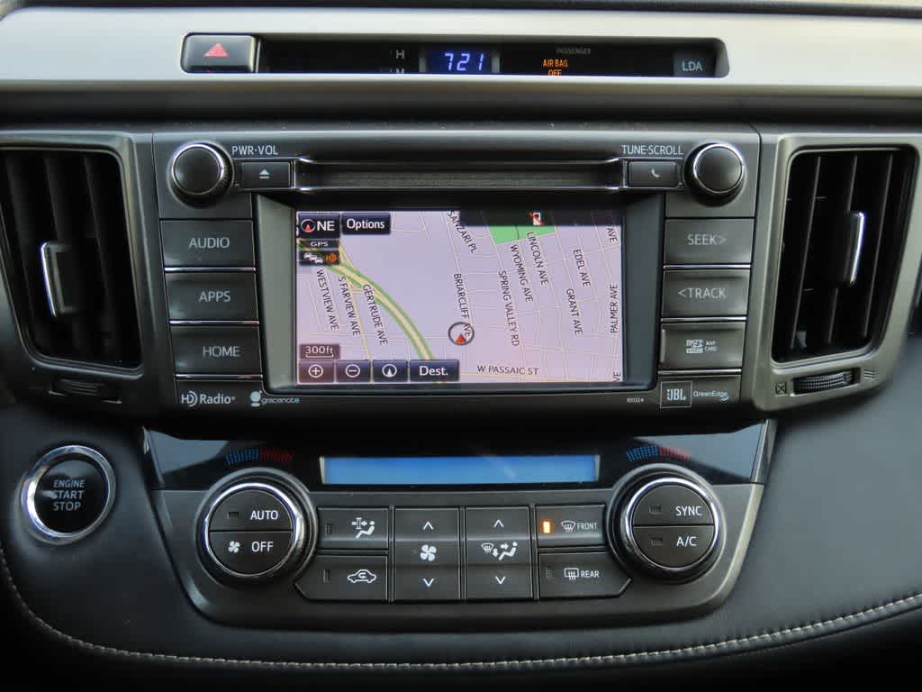 Thumbnail: 2015 Toyota RAV4 - 21