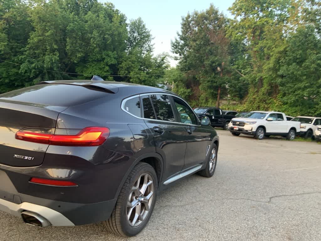 Thumbnail: 2022 BMW X4 - 10