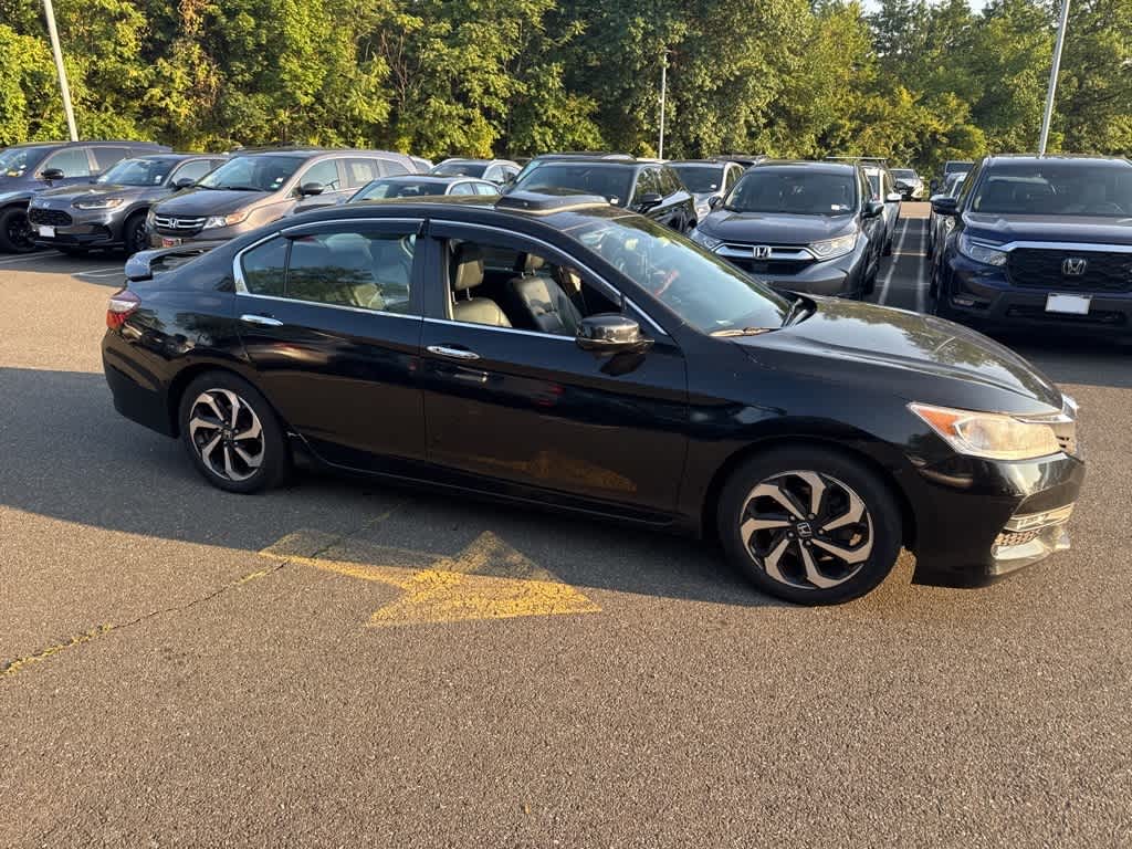 Thumbnail: 2016 Honda Accord - 3