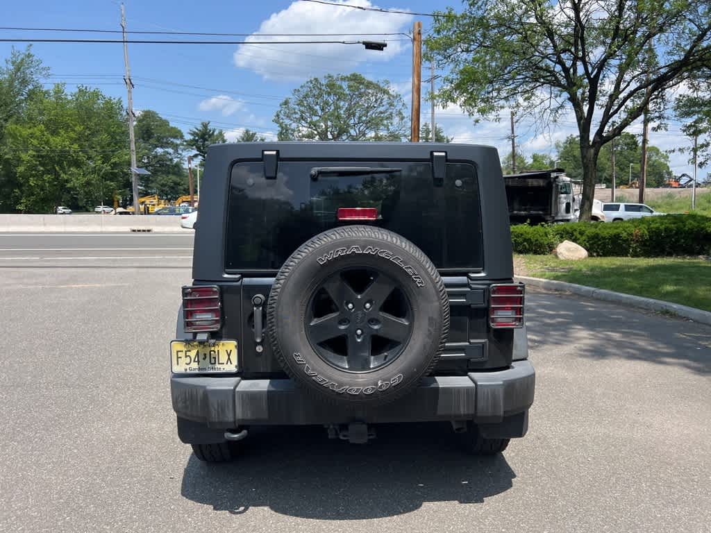 Thumbnail: 2016 Jeep Wrangler - 10